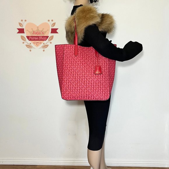 ❤️Michael Kors Signature PVC Large  Tote Purse❤️ - Picture 11 of 16